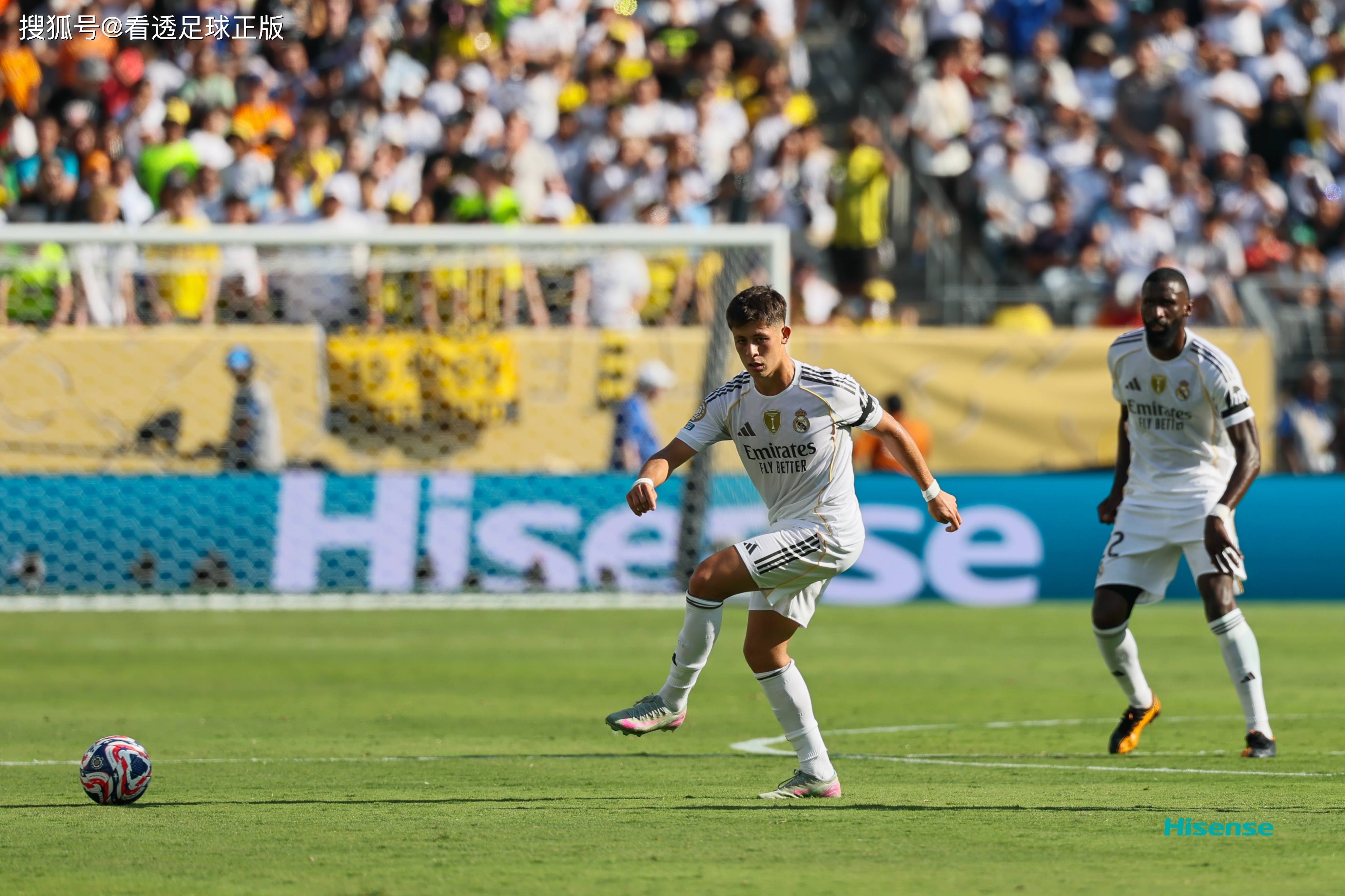 金年会下载安装- 离谱！山东泰山集结日伤情更新姆巴佩新星刷新纪录表现惊艳，那不勒斯更衣室发声备战葡超