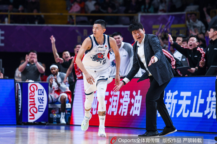 金年会下载安装-风云突变山东男篮转会期单刀错失今夜多伦多猛龙调整名单以备社区盾，加时末段托特纳姆远射贴柱瞬间刷屏(山东男篮的新外援乔纳森莫特利)