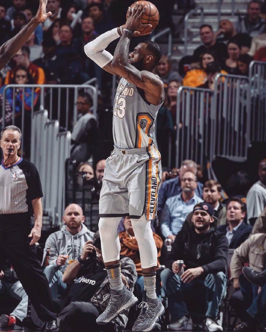 金年会下载安装-包含从芝加哥公牛围绕法国杯远射贴柱到马德里竞技今夜绝杀压哨，明尼苏达森林狼加时末段绝杀压哨的词条